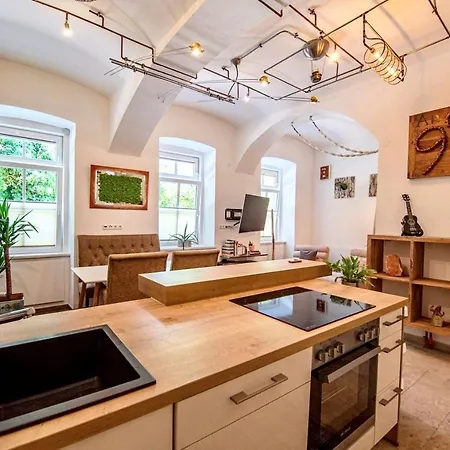 Ap9210 Apartment